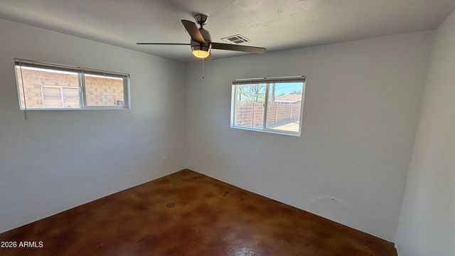 5548 N 12TH Avenue, Phoenix, AZ 85013