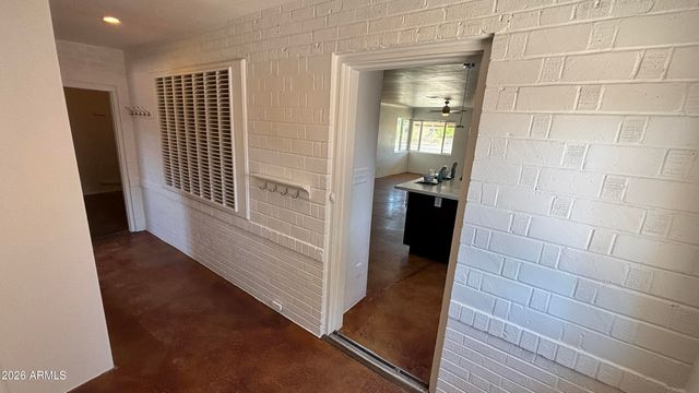 5548 N 12TH Avenue, Phoenix, AZ 85013