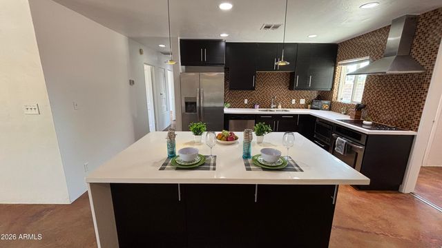 5548 N 12TH Avenue, Phoenix, AZ 85013