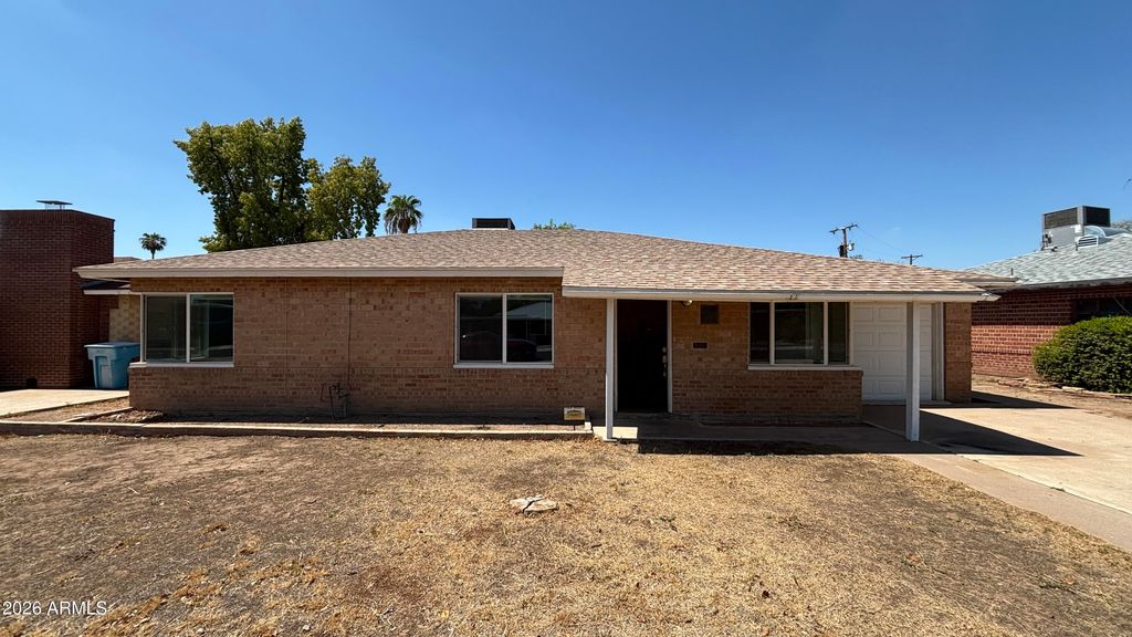5548 N 12TH Avenue, Phoenix, AZ 85013