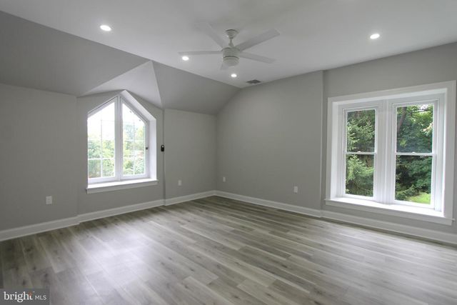 5925 DEVON PL, Philadelphia, PA 19138