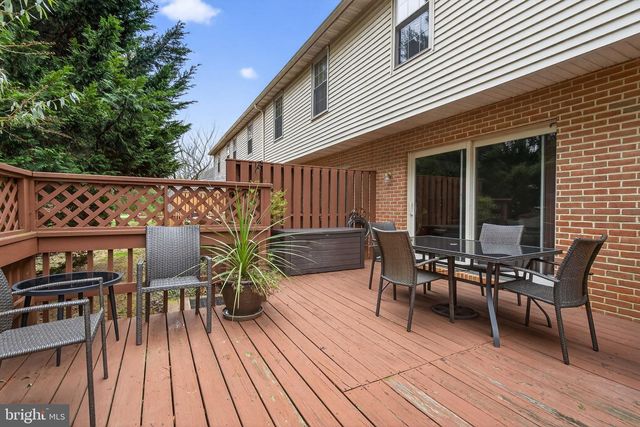 3116 CORNERSTONE DR, Lancaster, PA 17603