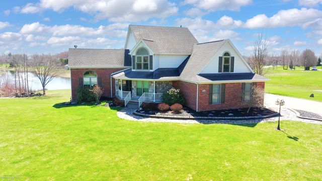 72608 Oxal Point, Bruce Twp, MI 48065