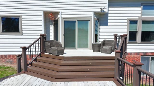 72608 Oxal Point, Bruce Twp, MI 48065