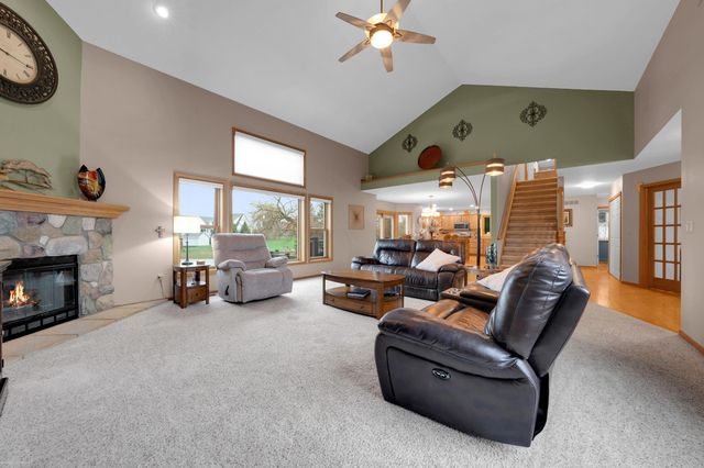 72608 Oxal Point, Bruce Twp, MI 48065