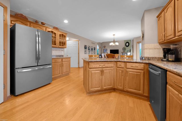 72608 Oxal Point, Bruce Twp, MI 48065