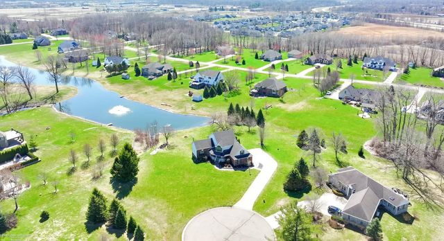 72608 Oxal Point, Bruce Twp, MI 48065