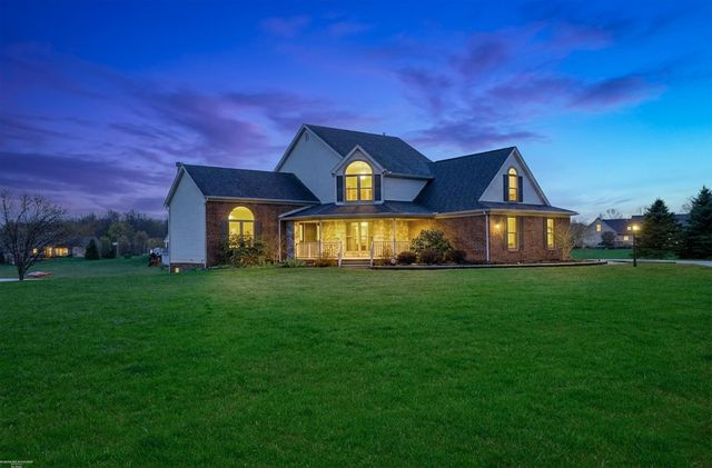 72608 Oxal Point, Bruce Twp, MI 48065