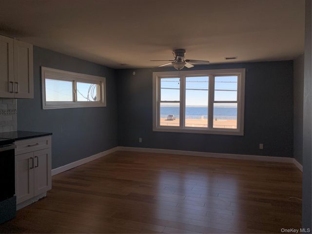 14 Bayville Avenue 5, Bayville, NY 11709