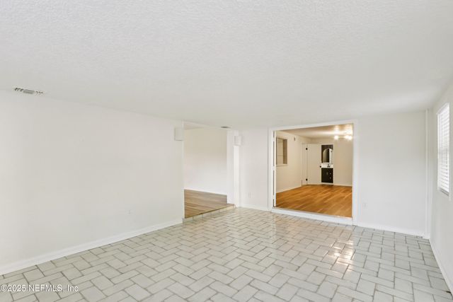 409 SAILFISH Drive E, Atlantic Beach, FL 32233