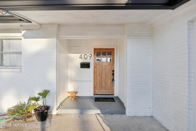 409 SAILFISH Drive E, Atlantic Beach, FL 32233