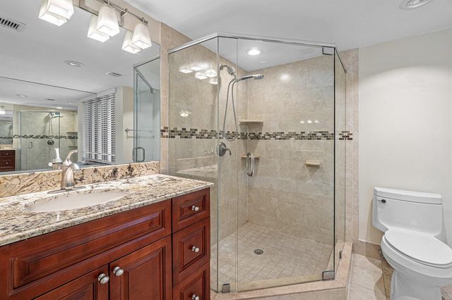 100 SE 5th Avenue 216, Boca Raton, FL 33432