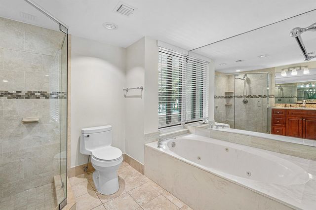 100 SE 5th Avenue 216, Boca Raton, FL 33432