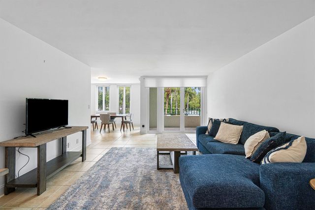 100 SE 5th Avenue 216, Boca Raton, FL 33432