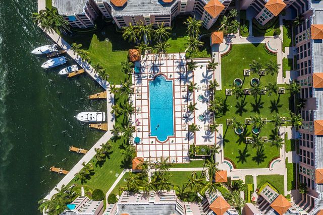 100 SE 5th Avenue 216, Boca Raton, FL 33432