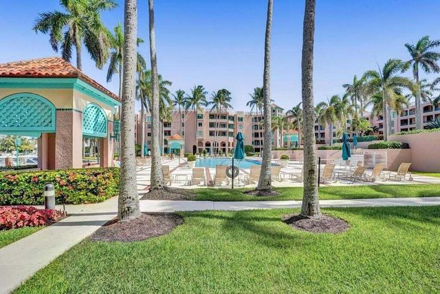 100 SE 5th Avenue 216, Boca Raton, FL 33432