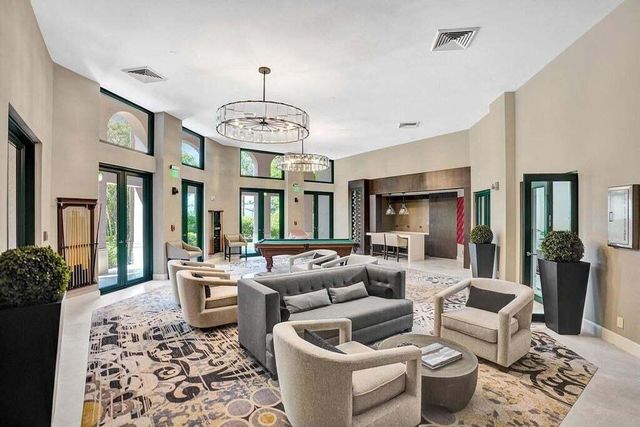 100 SE 5th Avenue 216, Boca Raton, FL 33432