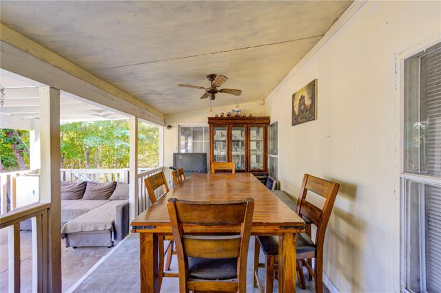 910 County Road 3556, Cleveland, TX 77327