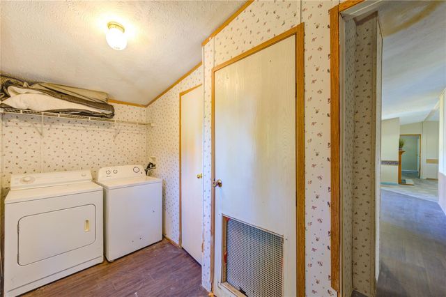 910 County Road 3556, Cleveland, TX 77327