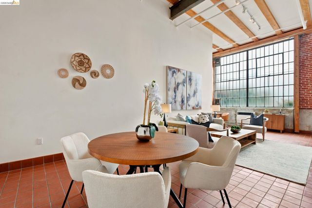 1920 Union St #9, Oakland, CA 94607