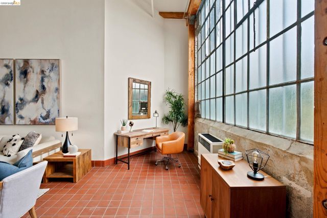 1920 Union St #9, Oakland, CA 94607