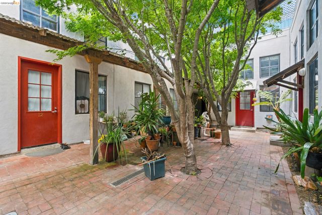 1920 Union St #9, Oakland, CA 94607