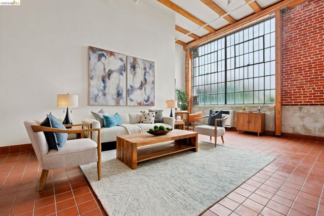 1920 Union St #9, Oakland, CA 94607