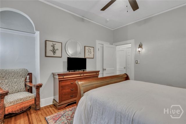 202 E 51st Street, Savannah, GA 31401