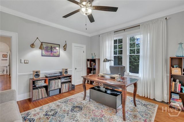 202 E 51st Street, Savannah, GA 31401