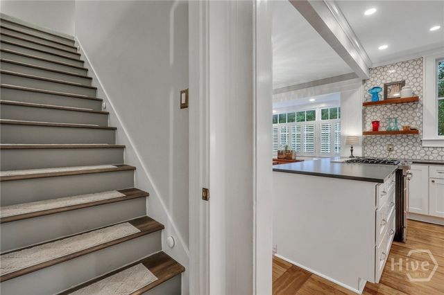 202 E 51st Street, Savannah, GA 31401