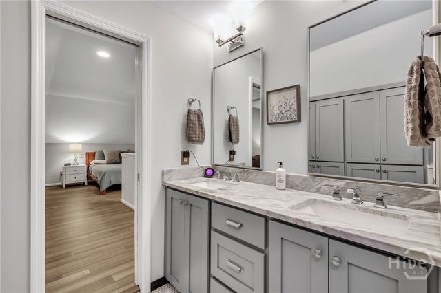 202 E 51st Street, Savannah, GA 31401