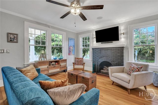 202 E 51st Street, Savannah, GA 31401