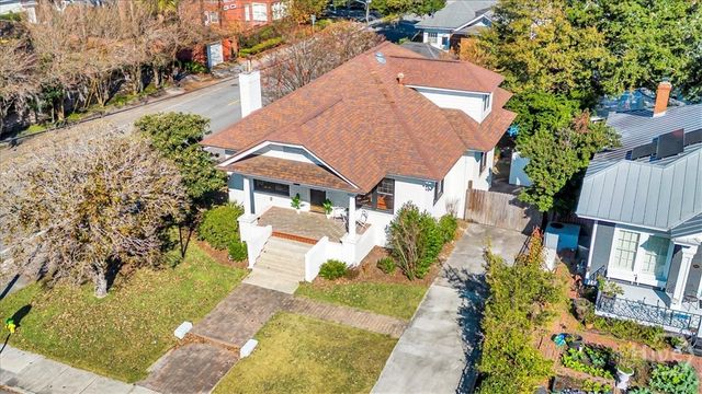 202 E 51st Street, Savannah, GA 31401