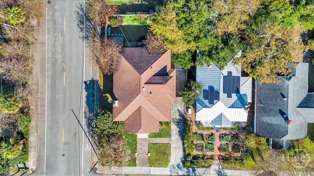 202 E 51st Street, Savannah, GA 31401