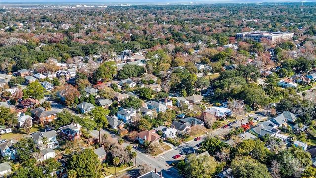 202 E 51st Street, Savannah, GA 31401