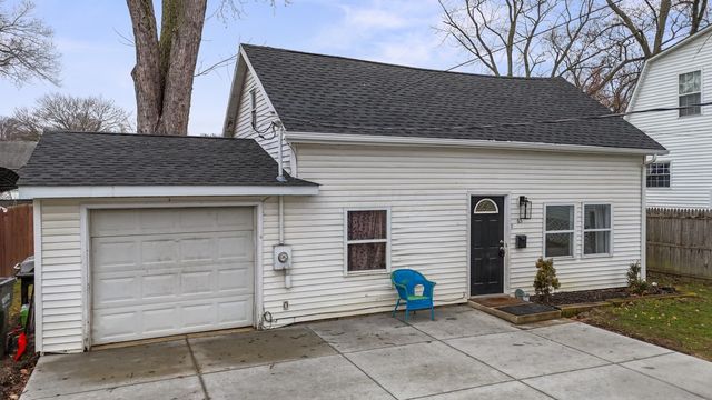 65 N Seneca Street, Rittman, OH 44270