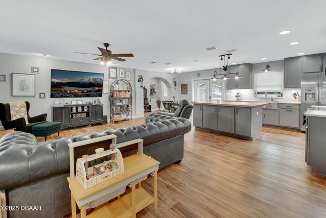 4370 Grant Street, Deland, FL 32724