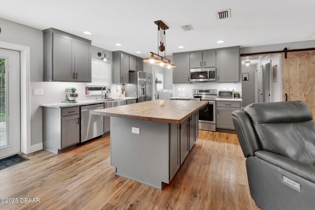 4370 Grant Street, Deland, FL 32724