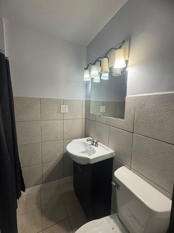27 W 155th Place, South Holland, IL 60473