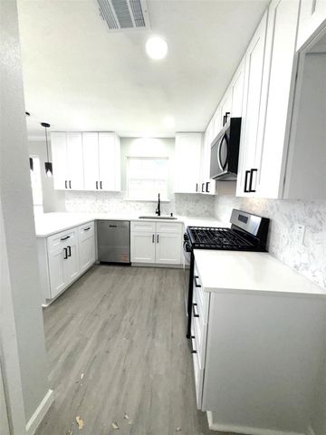 5506 Cactus Forest Drive, Houston, TX 77088