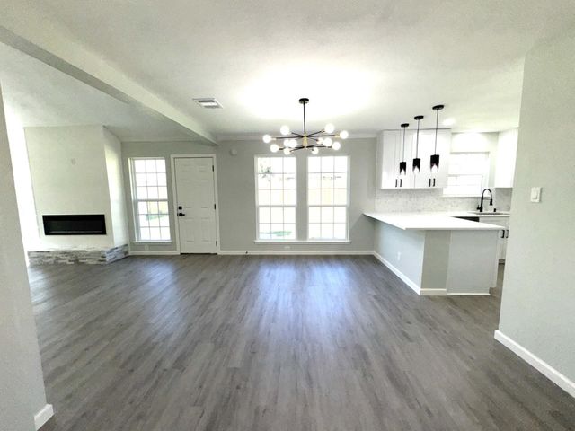 5506 Cactus Forest Drive, Houston, TX 77088