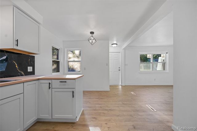 19324 Goulburn Street, Detroit, MI 48205