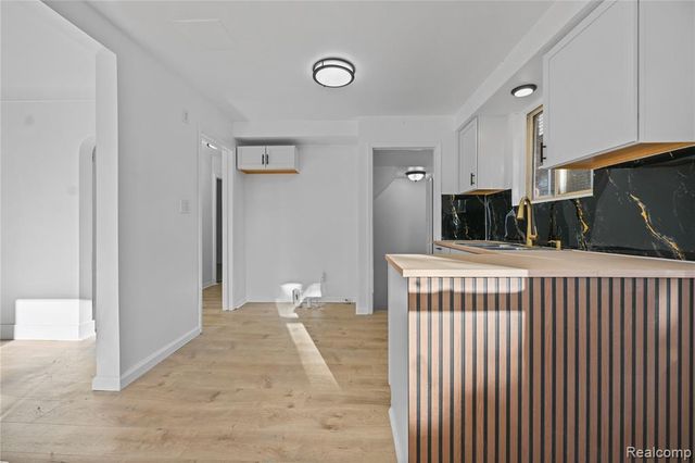 19324 Goulburn Street, Detroit, MI 48205