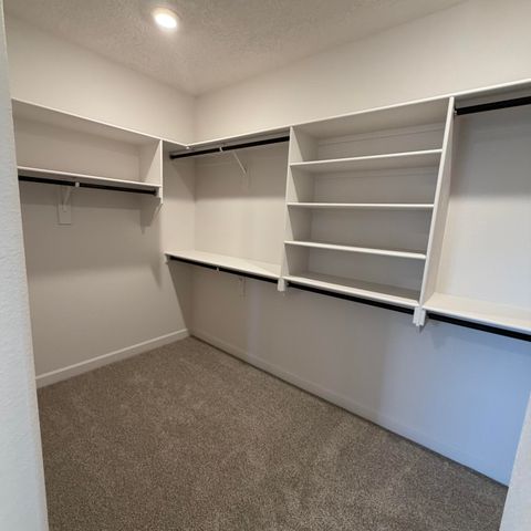 2464 Marble Avenue NE, Rio Rancho, NM 87144