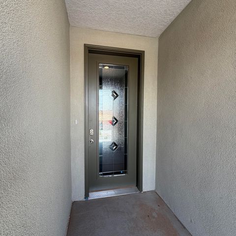 2464 Marble Avenue NE, Rio Rancho, NM 87144