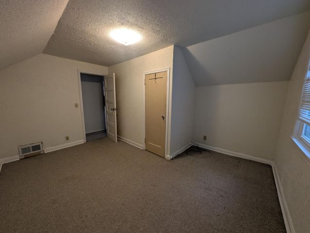 5027 6th Street NE, Columbia Heights, MN 55421