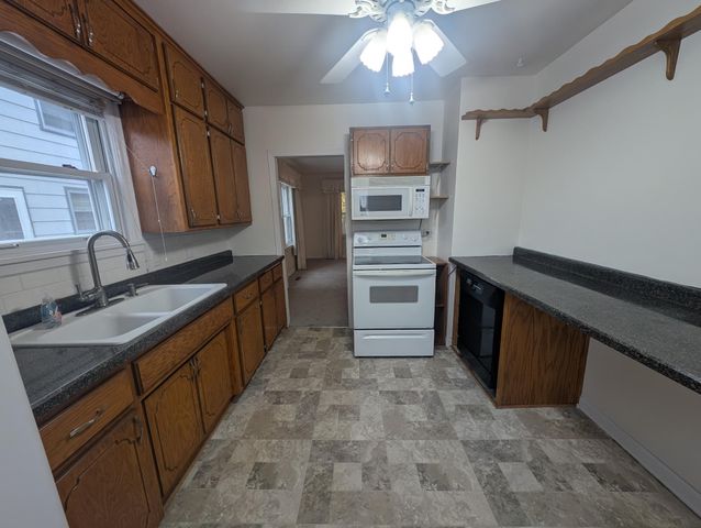 5027 6th Street NE, Columbia Heights, MN 55421