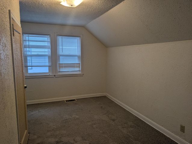 5027 6th Street NE, Columbia Heights, MN 55421