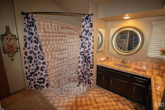 3009 Buford Way, Bakersfield, CA 93309