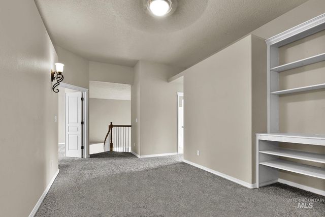 10996 W Southerland St, Boise, ID 83709